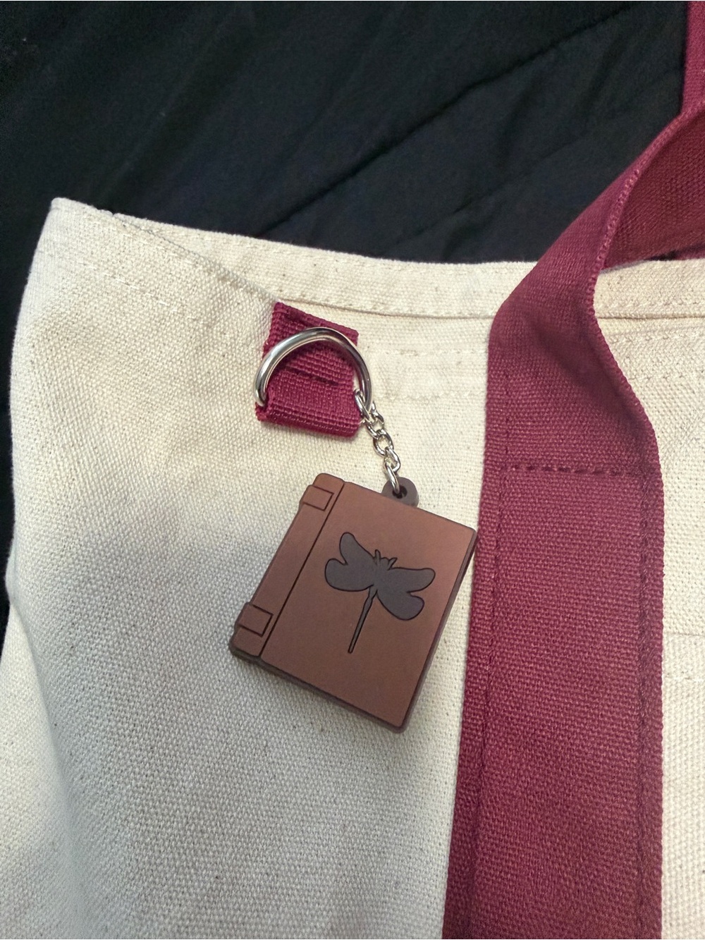 NWT Gilmore Girls Luke's Diner Canvas Tote Cream & Burgundy BIOWORLD - Picture 3 of 7
